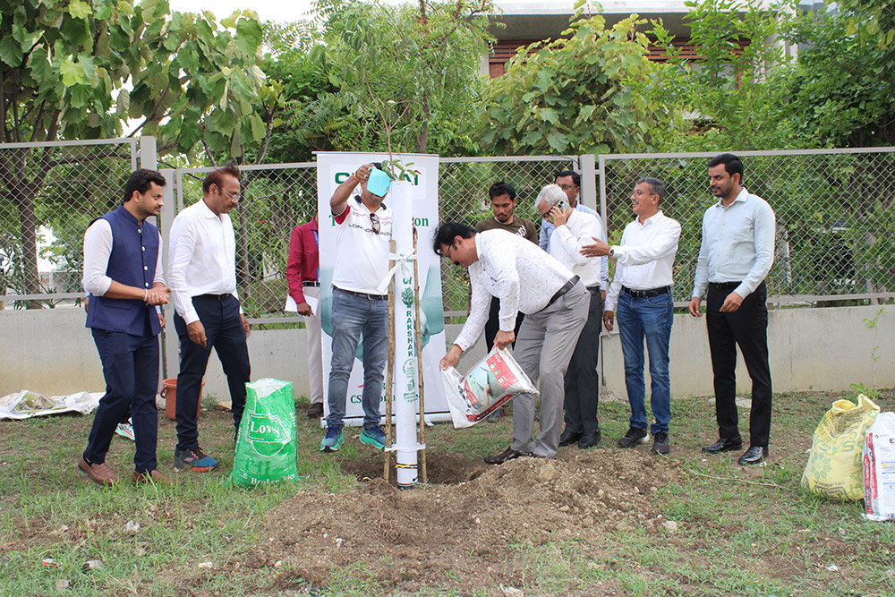 CREDAI Maharashtra CMPL Tree Plantation